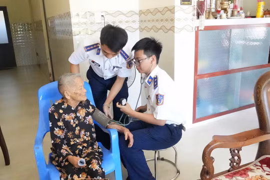 Hoàn thiện cơ sở pháp lý về công nhận người có công với cách mạng