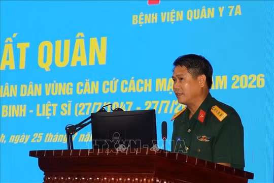Khám, chăm sóc sức khỏe miễn phí cho người dân vùng căn cứ cách mạng