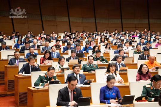 Hôm nay, Quốc hội thảo luận ở tổ về dự án Bộ luật Hình sự (sửa đổi)