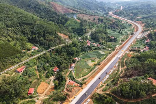 Để được Nhà nước “chọn mặt gửi vàng” ở những dự án quy mô quốc gia, các nhà thầu Việt Nam phải chứng minh được năng lực thực chất thông qua một “bộ lọc” khắt khe. Ảnh: Thanh Giang