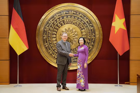 Phó Chủ tịch Quốc hội Nguyễn Thị Thanh hội đàm với Phó Chủ tịch Quốc hội Cộng hòa Liên bang Đức
