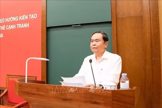 Đổi mới tư duy xây dựng pháp luật, kiến tạo động lực phát triển