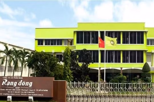 Rạng Đông Holding (RDP) bị phạt vì chậm công bố thông tin, phía sau là cổ phiếu bị đình chỉ và nợ phải trả gấp hơn 6 lần vốn chủ