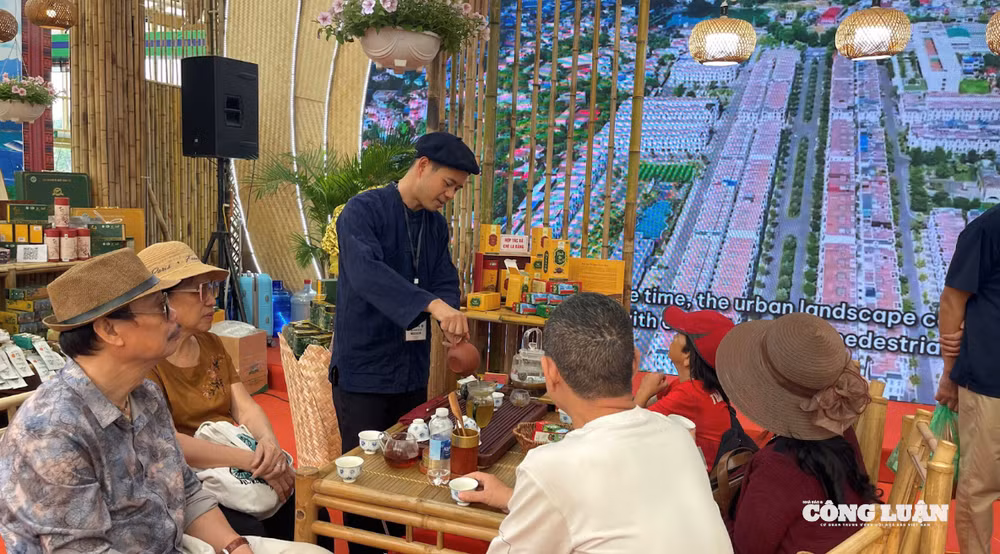 Ảnh màn hình 2025-10-29 lúc 12.43.24