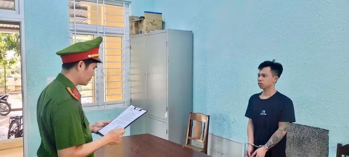 Nữ quái cầm đầu nhóm côn đồ chém người: Vụ án gây chấn động Đà Nẵng - Ảnh 2.