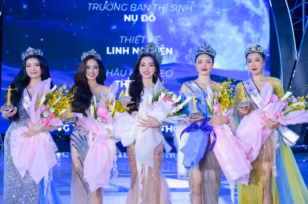 Ảnh màn hình 2025-10-26 lúc 12.43.27