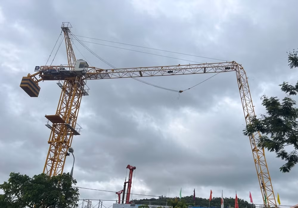 cần cẩu