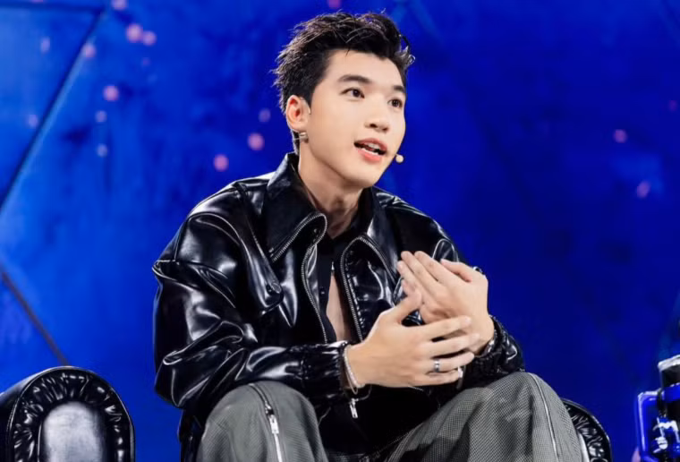 Ảnh màn hình 2025-10-24 lúc 07.05.56