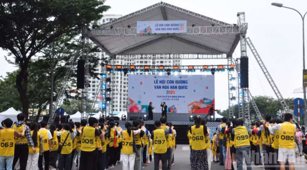 Ảnh màn hình 2025-10-25 lúc 23.03.22