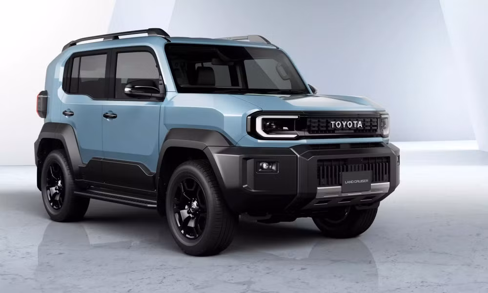 Ngoại thất thiế kế hầm hố - Ảnh: Toyota