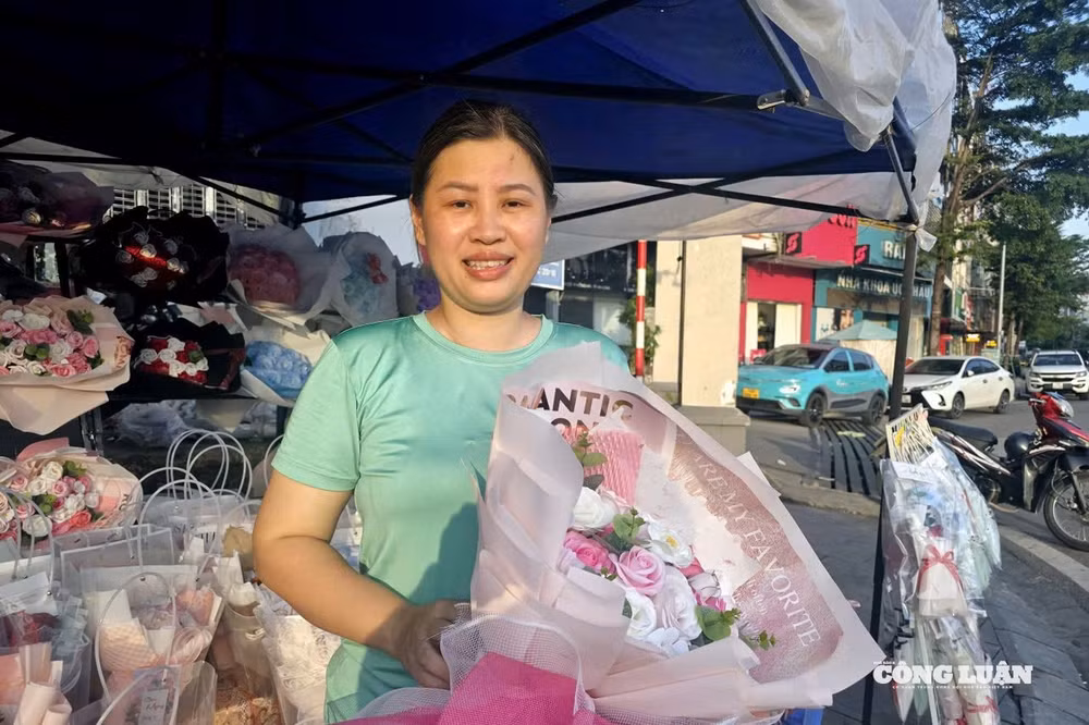 anh-6-ha-long-sac-hoa-ruc-ro-ngay-20-10.jpg