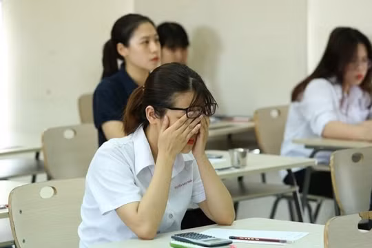 Quản lý cảm xúc: 'Chìa khóa' vượt áp lực mùa thi cho học sinh