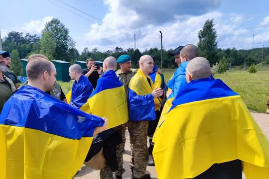 Nga và Ukraine ngừng bắn ba ngày và trao đổi 1.000 tù binh