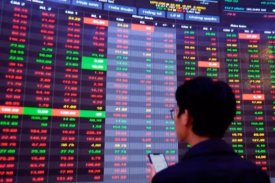 Chứng khoán hôm nay 26/5/2026: VN-Index giảm nhẹ dưới áp lực từ nhóm cổ phiếu lớn
