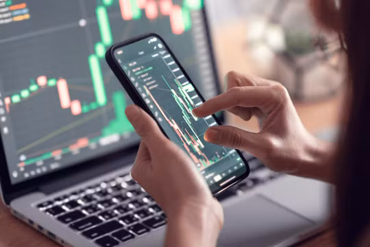 Chứng khoán hôm nay 31/7/2026: VN-Index giảm 8,88 điểm, điểm sáng VCB 