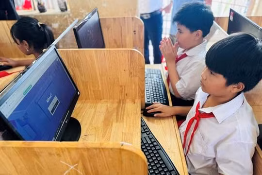 'Mất mạng' giữa lúc làm bài kiểm tra, học sinh có phải 'ôm điểm 0’? 