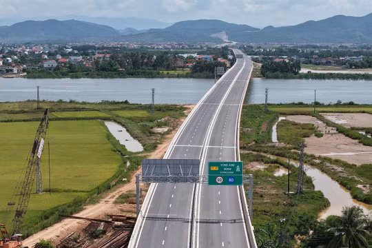 Thu phí một số đoạn tuyến cao tốc Bắc - Nam giai đoạn 2021 - 2025