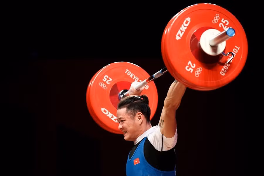 Thành tích tốt nhất của Thạch Kim Tuấn là 304kg tổng cử. Ảnh: internet