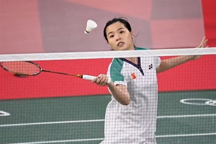 Thùy Linh để thua trước tay vợt số 1 thế giới ở Olympic 2021. Ảnh: Getty