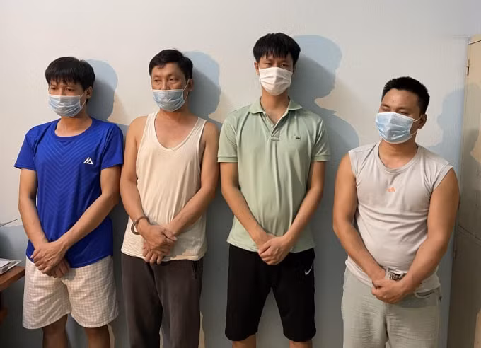 Các đối tượng tại cơ quan công an