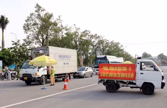 Hiện nay công tác phòng chống dịch COVID-19 đang được thực hiện khẩn trương (ảnh nguồn internet) .