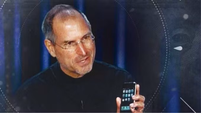 Steve Jobs giải thích về iPhone với CNBC vào năm 2007. (Nguồn: CNBC Photo).