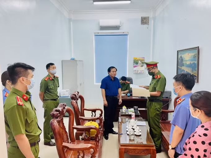 Khởi tố bị can, bắt tạm giam đối tượng Lê Thanh Hải là cán bộ Kho bạc Nhà Nước huyện Nông Cống. Ảnh: CATH