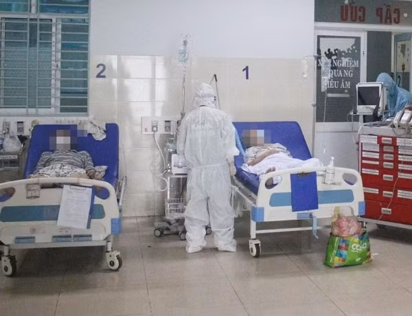 Số bệnh nhân COVID-19 nặng đang phải điều trị ICU hiện là 123 ca