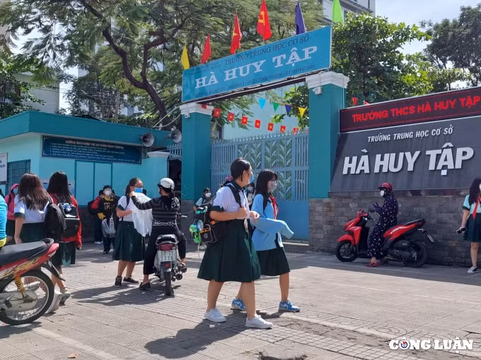 hoc sinh tp hcm khoi lop 7 8 10 11 di hoc lai tu 4 1 2022 hinh 1