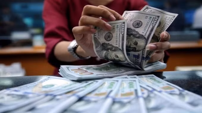 Tỷ giá ngoại tệ hôm nay 18/11: Đồng USD vẫn tiếp tục suy yếu. Ảnh minh họa.