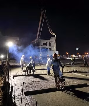 Không khí tăng ca khẩn trương ở các dự án tại Bãi Dài.