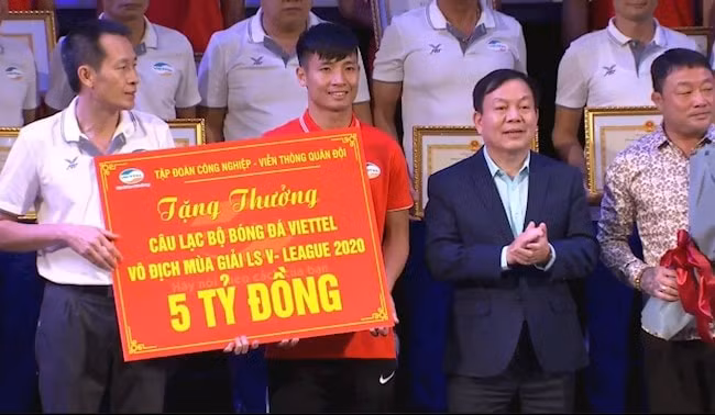 CLB Viettel nhận khoản tiền thưởng lớn sau chức vô địch V.League 2020. Ảnh: bongda24h.vn