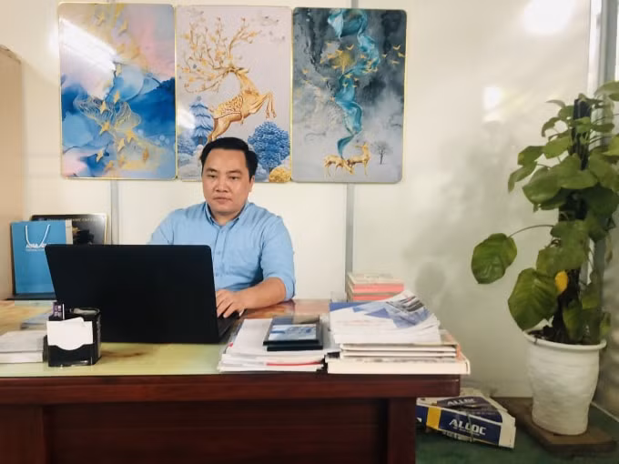 Giám đốc công ty Đức Nam ( Nguyễn Tuấn Anh – Giám đốc công ty TNHH Đầu tư và Sản xuất Đức Nam.