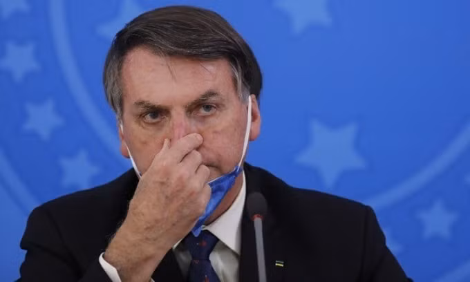 Tổng thống Brazil xét nghiệm lại vẫn dương tính với Covid-19. Ảnh: TL.