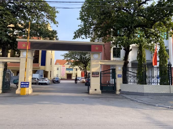 Chủ tịch UBND TP Hải Dương kiến nghị xử lý kỷ luật với Hiệu trưởng và Hiệu phó trường THCS Quyết Thắng. Ảnh: Dương Lâm