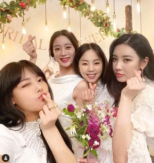 wondergirls.