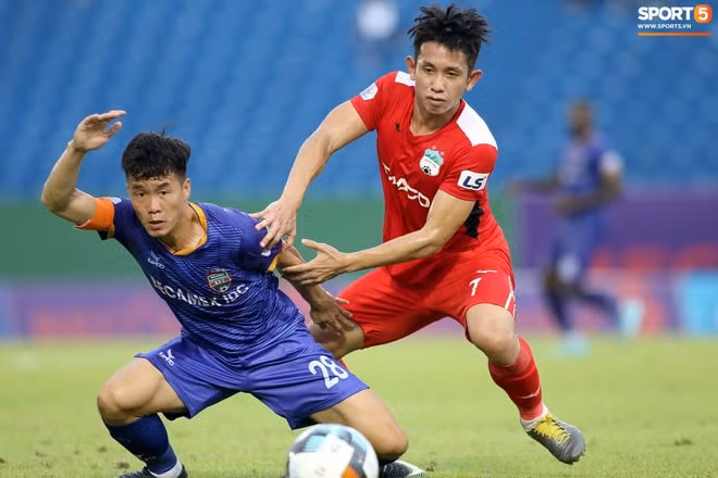 HỒNG DUY