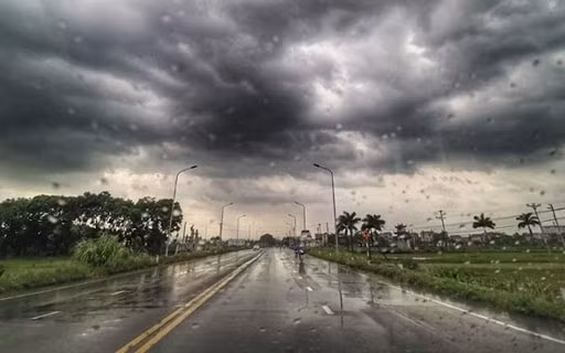mưa1