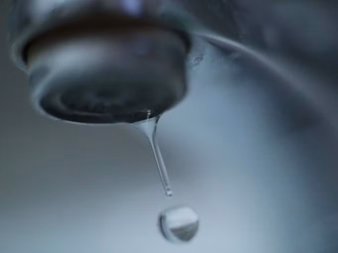 Nghị sĩ Anh cảnh báo nguồn nước tại Vương quốc này có thể cạn kiệt trong 20 năm tới. Ảnh: PA