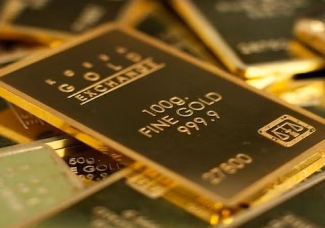 Vàng treo cao bất chấp đồng USD dần phục hồi. Ảnh minh họa.