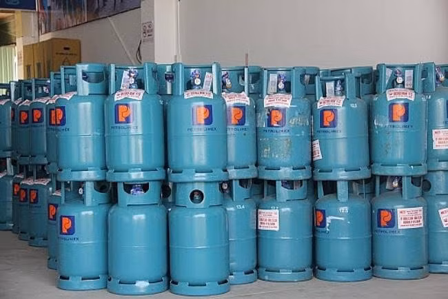 gia gas tiep tuc giam gia tu ngay mai 1 6 hinh 1