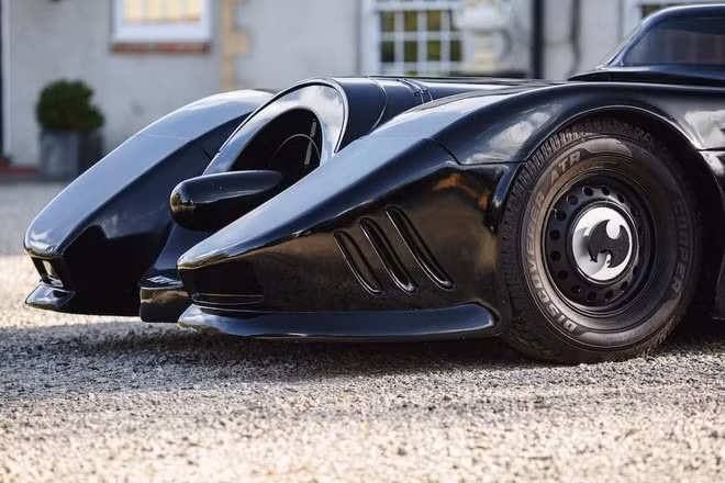 Siêu xe Batmobile. Ảnh: Bonhams