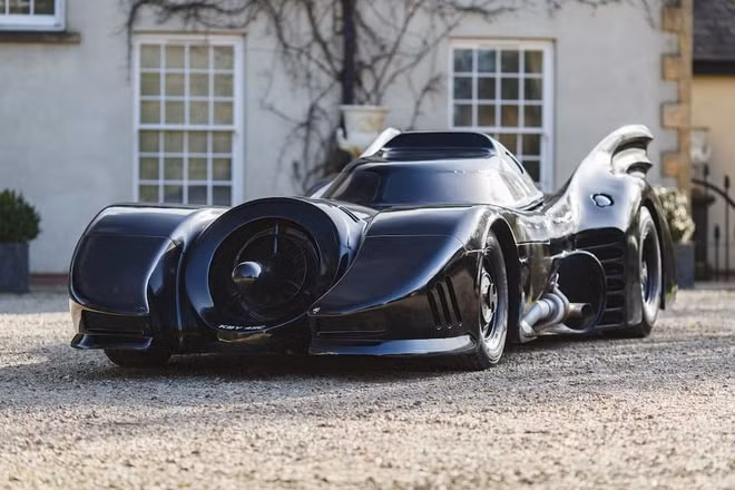 Siêu xe Batmobile. Ảnh: Bonhams