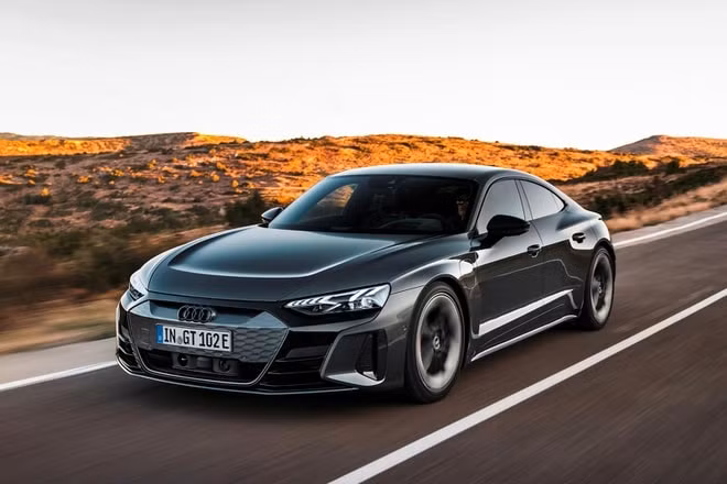 Audi đang phát triển một hệ thống Car-to-X. Ảnh: Audi