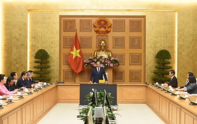 Thủ tướng Nguyễn Xuân Phúc phát biểu tại buổi tiếp VASEAN.