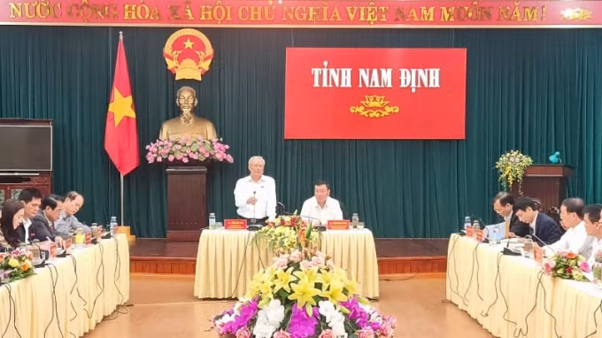 Phó Chủ tịch Quốc hội Uông Chu Lưu phát biểu tại buổi làm việc.