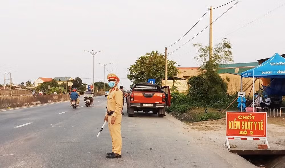 Thừa Thiên - Huế dừng hoạt động các chốt kiểm soát dịch Covid-19. Ảnh: TL