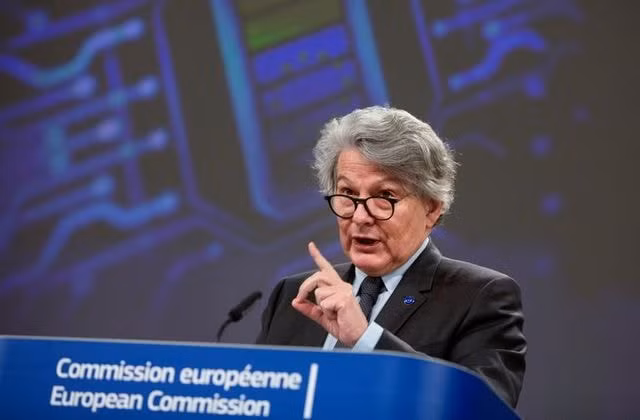 Ủy viên ngành công nghiệp của EU, ông Thierry Breton. Ảnh: Reuters