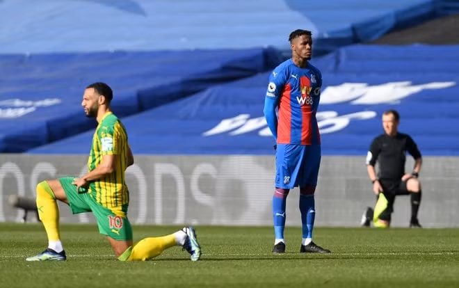 Cầu thủ Zaha trong trận đấu với West Brom. Ảnh: Getty