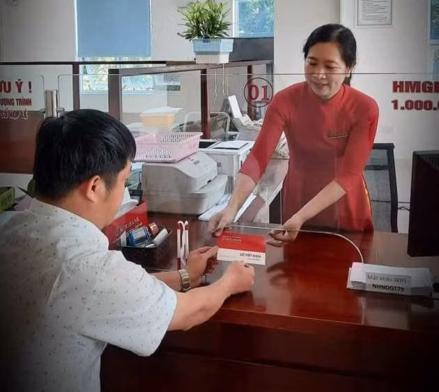 Agribank giảm thiểu các thủ tục trong quá trình giao dịch, tạo điều kiện thuận lợi tối đa cho khách hàng.